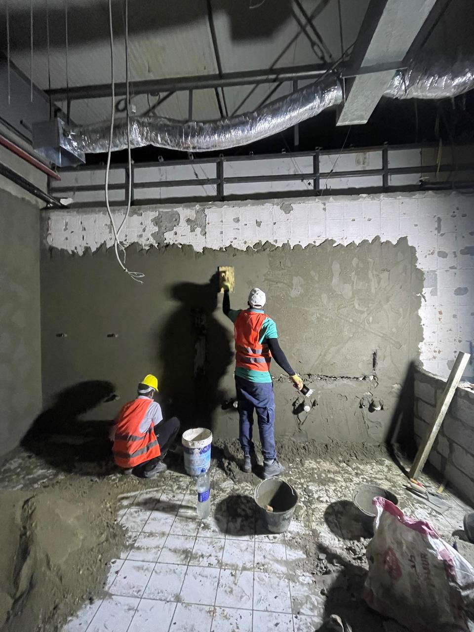 Office fit-out Riyadh construction phase – LIG NEX1 by Hanjin E&T